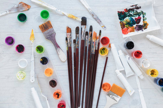 Acrylic vs. Oil: What’s Best for Paint by Numbers?