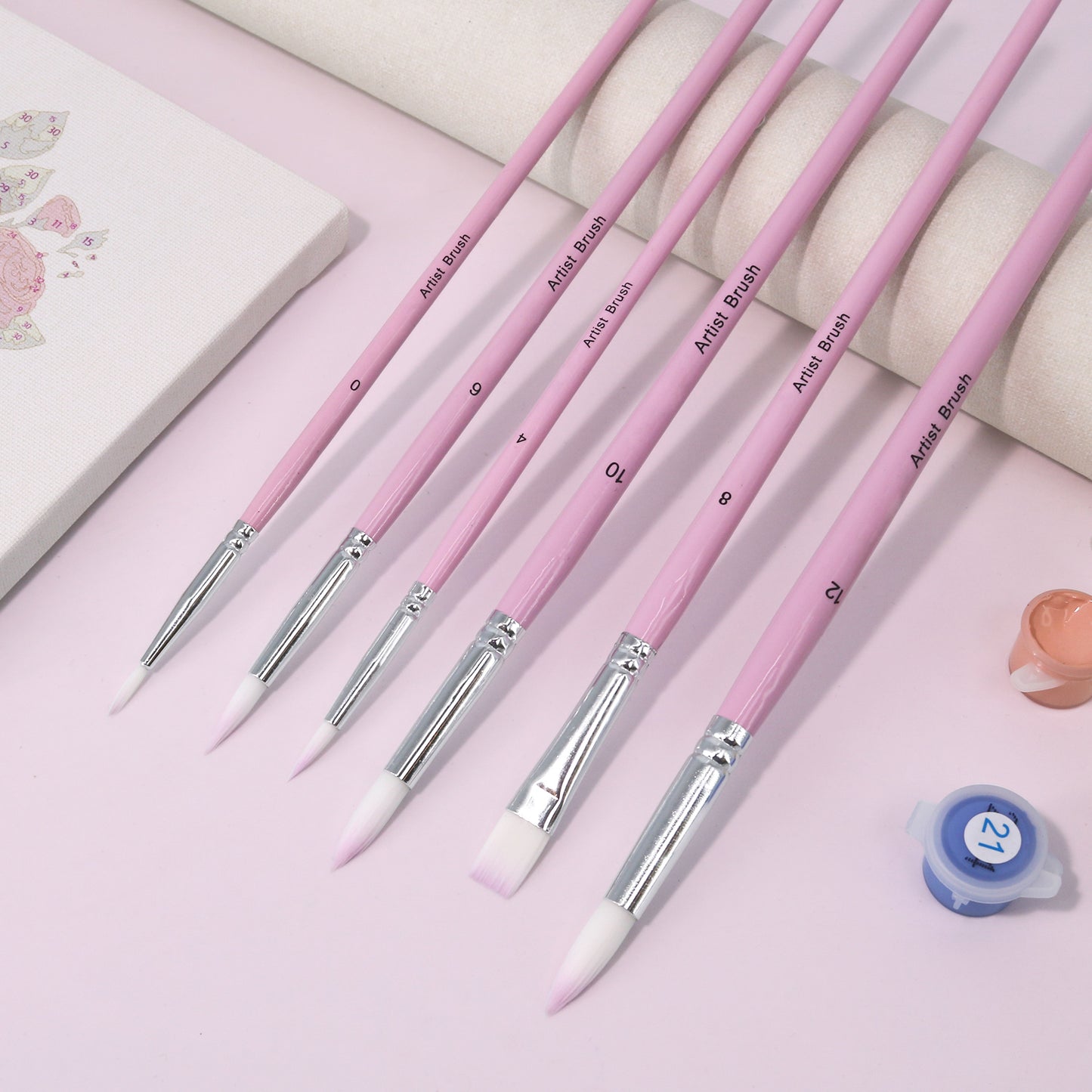 6-Piece Set of Pink Brushes