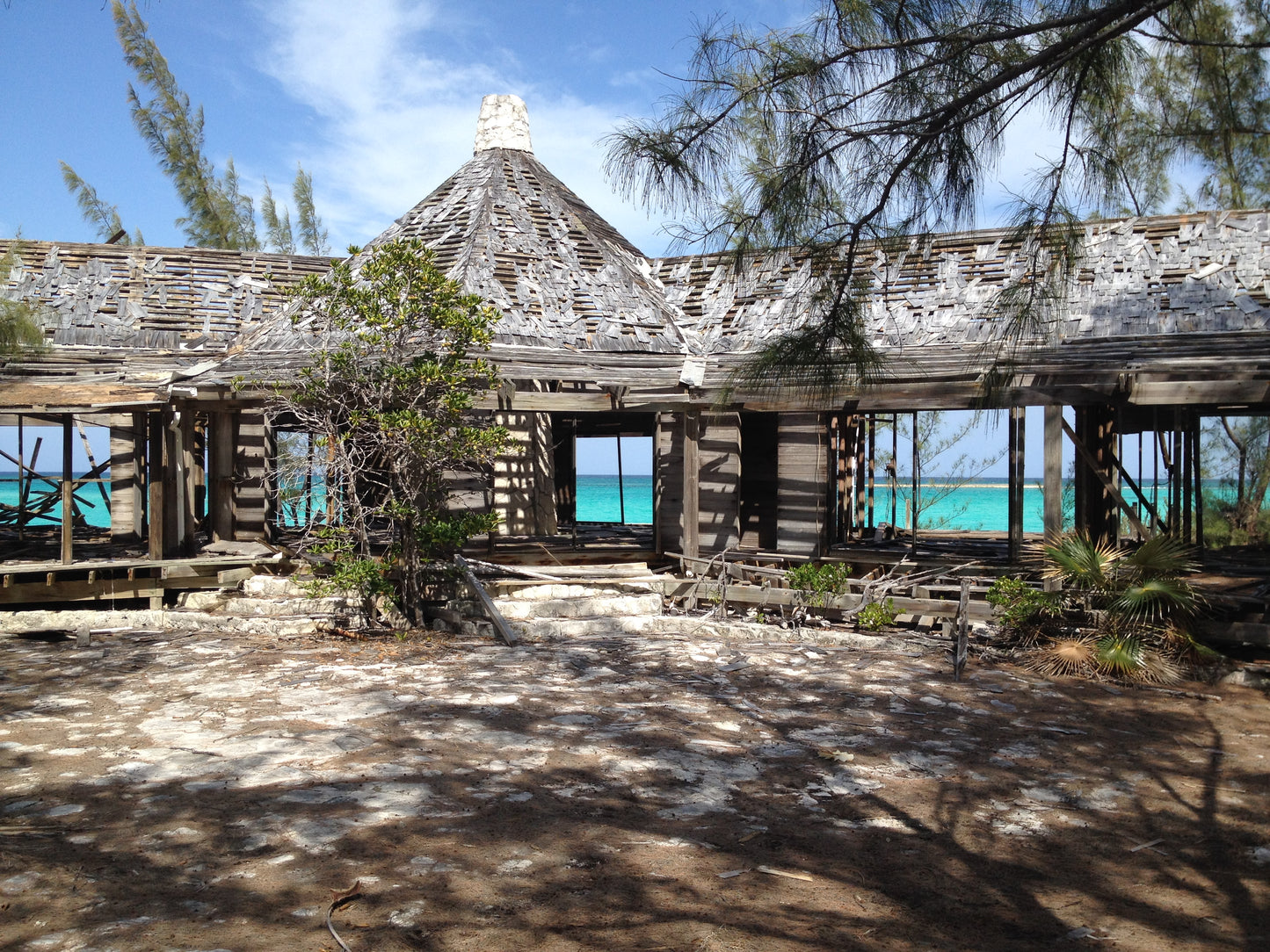 Volcano House, Normans Cay Bahamas - Set 1 - product image